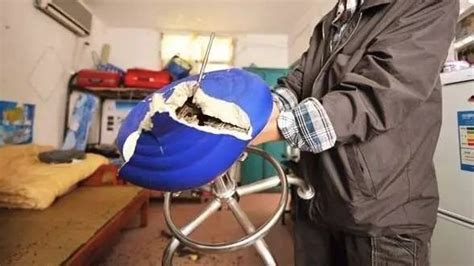 電腦椅子升降壞了怎么修,電腦升降椅子不會升降了怎么修理縮略圖