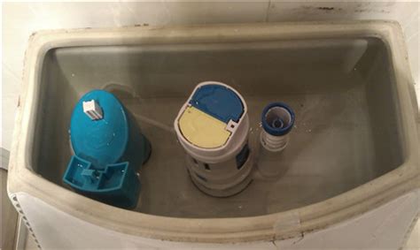 馬桶水箱一直流水,馬桶水箱一直流水如何維修視頻縮略圖