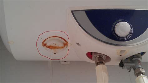 散熱器漏水如何修理(汽車散熱器漏水最快的修補方法)縮略圖