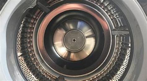 波輪洗衣機(jī)怎么清洗內(nèi)部垃圾,波輪洗衣機(jī)用什么清洗效果好縮略圖