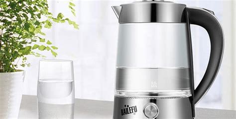 熱水壺燒水有股塑料味,熱水壺燒水有股塑料味怎么回事縮略圖