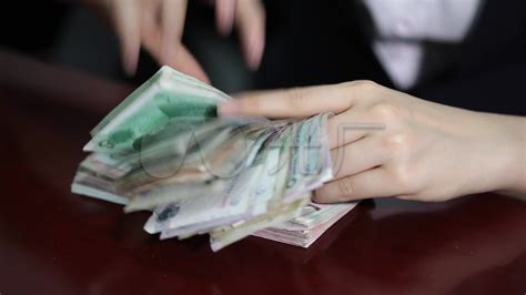 點鈔機一分鐘點多少張人民幣(點鈔機一分鐘點多少張人民幣啊)縮略圖