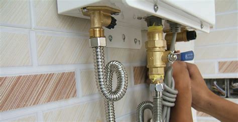 燃氣熱水器安裝視頻教程(燃氣熱水器安裝視頻教程全集)縮略圖