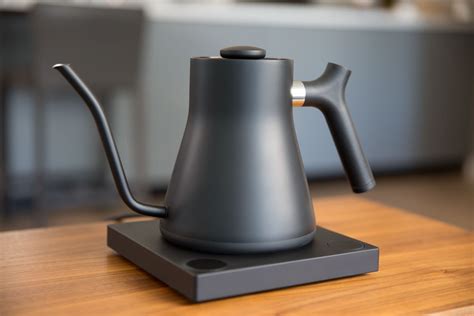 熱水壺(熱水壺哪個品牌好)縮略圖