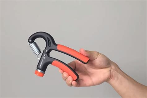 握力器多少錢一個(gè)(握力器多少錢一個(gè)合適)縮略圖