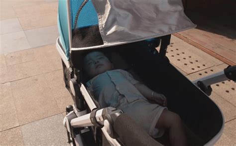 嬰兒車推車坐躺(嬰兒車推車坐躺安裝教程)縮略圖