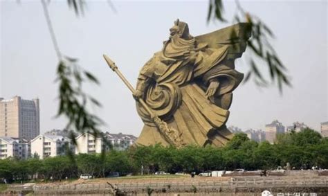 關(guān)公像為何閉著眼,關(guān)公像為何閉著眼睛縮略圖