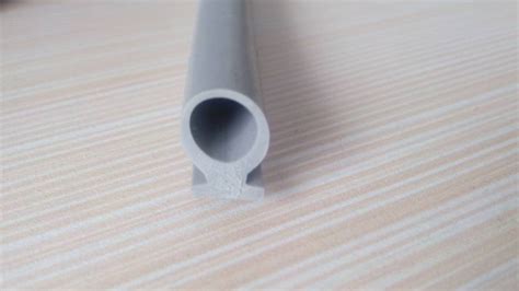 泡沫板用什么膠水粘接(泡沫板用什么膠水粘)縮略圖