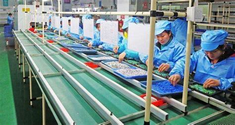 無(wú)塵服的電子廠累不累(電子廠穿無(wú)塵服的工作累不累)縮略圖