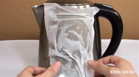 水壺里的水垢用什么去除(快速去除水垢的小妙方)縮略圖