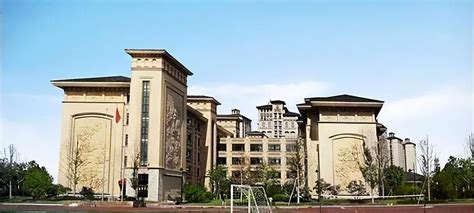 惠靈頓國際學校一年學費,惠靈頓國際學校一年學費大概多少縮略圖