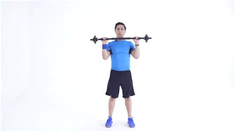 杠鈴?fù)婆e(杠鈴?fù)婆e正確姿勢(shì))縮略圖