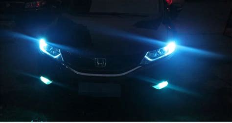 示寬燈在車的哪個位置(示寬燈在車的哪個位置圖片)縮略圖