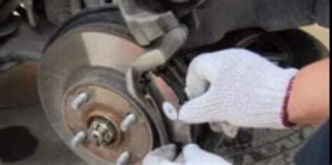 剎車片多久換一次,剎車片多久換一次大概多少錢縮略圖