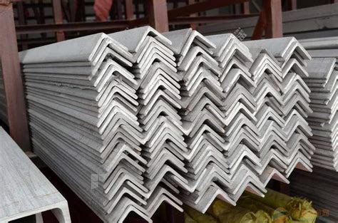角鐵多少錢一噸2023,角鐵多少錢一噸2023價格表縮略圖