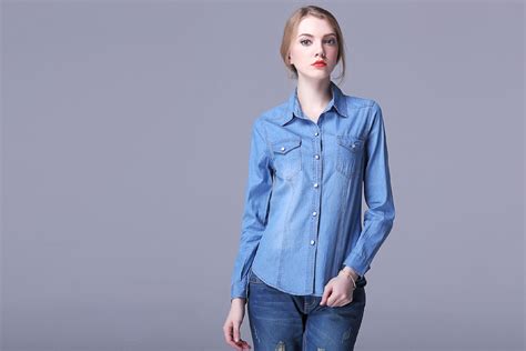 牛仔襯衫,牛仔襯衫怎么搭配好看女縮略圖