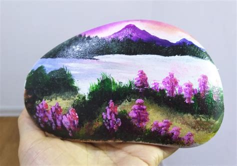 石頭畫(huà)作品,石頭畫(huà)作品圖片大全縮略圖