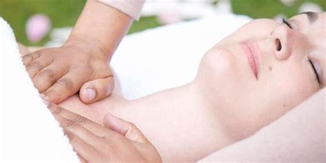 乳腺按摩儀可以按其他部位嗎(乳腺按摩器使用后的效果)縮略圖
