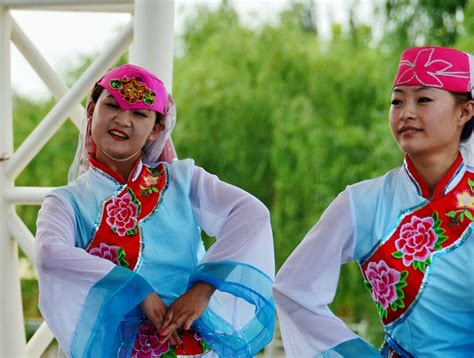 回族服飾女裝,回族服飾女裝圖片縮略圖
