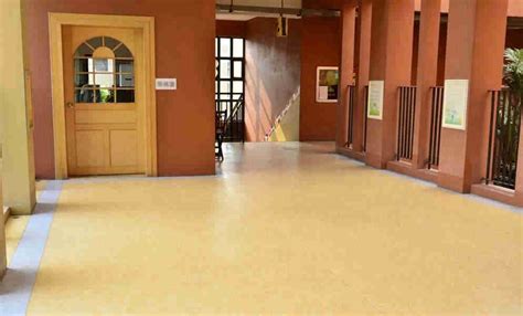 石塑地板是什么材料做的(石塑地板是什么材料做的有樣品嗎)縮略圖