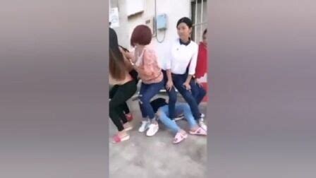 棒棒糖放屁眼里很深是視頻,棒棒糖放屁眼里很深是視頻免費縮略圖