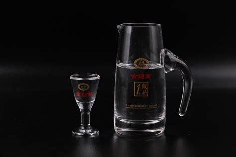 分酒器和小酒杯,分酒器和小酒杯怎么擺縮略圖
