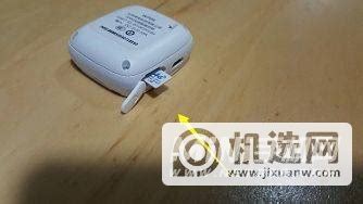 兒童手表怎么插卡(兒童手表怎么插卡使用)縮略圖