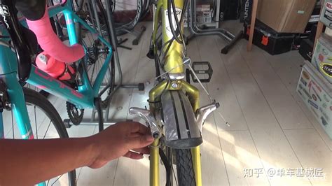 學步車輪子的拆開教程,學步車輪子怎么拆開鉚釘縮略圖