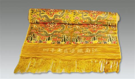 南京云錦價(jià)格情況表(南京云錦多少錢一米)縮略圖