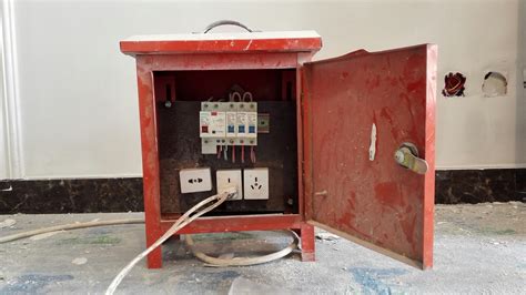 電箱接電線正確接法,電箱接電線正確接法圖縮略圖