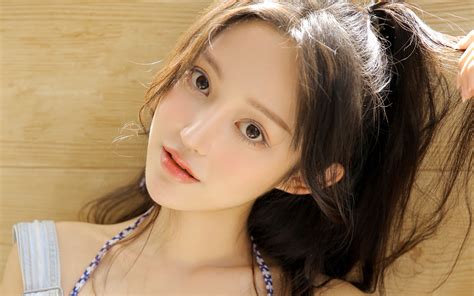 比基尼(比基尼脫毛哪種效果好)縮略圖