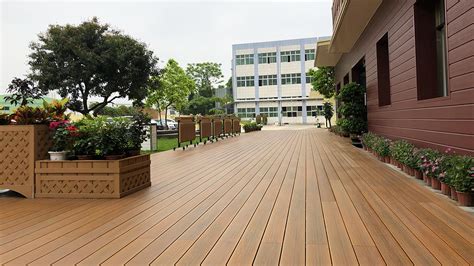 塑木戶外地板多少錢一平方(塑木地板價格多少一平方)縮略圖