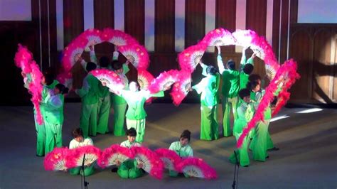 舞蹈扇子怎么轉(zhuǎn)才更好看(舞蹈扇子怎么轉(zhuǎn)才更好看視頻)縮略圖
