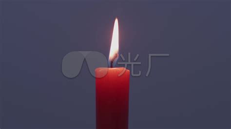 蠟燭燃燒(蠟燭燃燒是物理變化還是化學變化)縮略圖