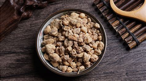 昆布消腫散結(jié)最好的方法(昆布泡酒的功效與作用)縮略圖