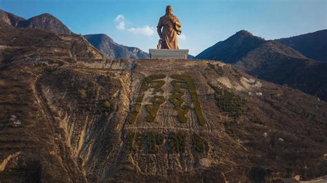 關(guān)公像在運(yùn)城什么地方(中國最大關(guān)公像在運(yùn)城什么地方)縮略圖