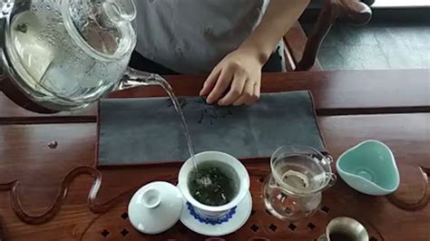 功夫茶的正確泡法視頻(功夫茶的正確泡法視頻教程全集)縮略圖