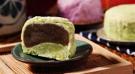 西式糕點和中式糕點的特點及區(qū)別(學(xué)中式糕點好還是學(xué)西式甜品)縮略圖