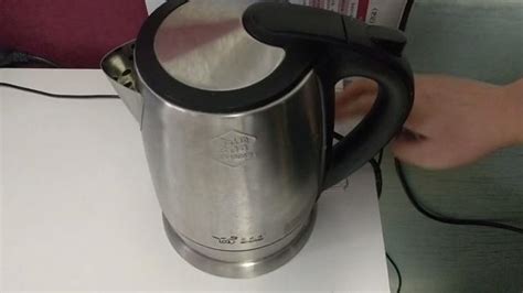 電熱水壺不通電的原因及修理(電熱水壺不通電的原因及修理視頻)縮略圖