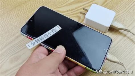 手機(jī)電池充不進(jìn)電怎么激活(手機(jī)電池耗盡充不進(jìn)電怎么激活)縮略圖