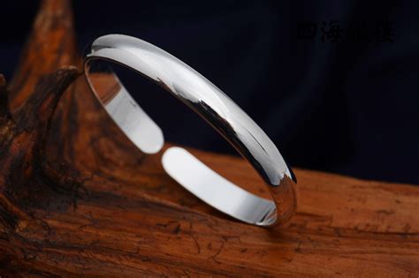 純銀手鐲女9999純銀正品直播(純銀手鐲女9999純銀正品價(jià)格)縮略圖