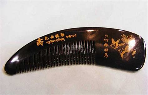 牛角梳的保養(yǎng)和使用方法(牛角梳保養(yǎng)可擦什么油)縮略圖
