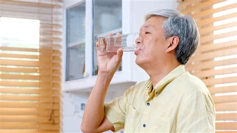 蘇打水能降尿酸嗎,蘇打水能降尿酸嗎實測縮略圖