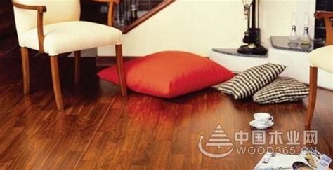 復合地板甲醛多久能散掉(復合地板甲醛多久能住人)縮略圖