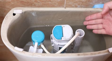 抽水馬桶沖水無力(抽水馬桶沖水無力解決辦法)縮略圖