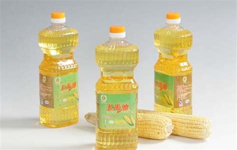 稻米油和玉米油哪個好(稻米油的優(yōu)點和缺點)縮略圖
