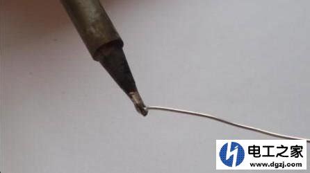 電烙鐵焊錫技巧視頻(電烙鐵焊錫技巧視頻教程)縮略圖