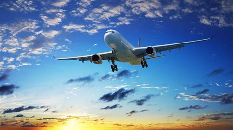 客機飛行員工資多少錢一個月,客機飛行員工資多少錢一個月 真實薪資水平縮略圖