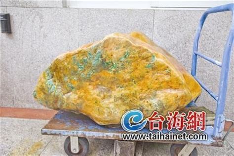 緬甸翡翠原石價格,緬甸翡翠原石價格表縮略圖