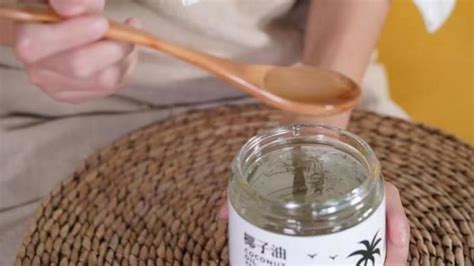 椰子油護(hù)膚的正確方法(椰子油護(hù)膚的正確方法視頻)縮略圖
